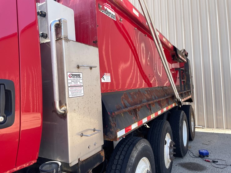 #1502-•-2018-international-7600-quad-axle-dump-truck-(has-wi-title)-with-accessories-image-45