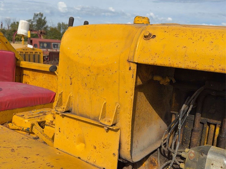 caterpillar-twenty-eight-image-20