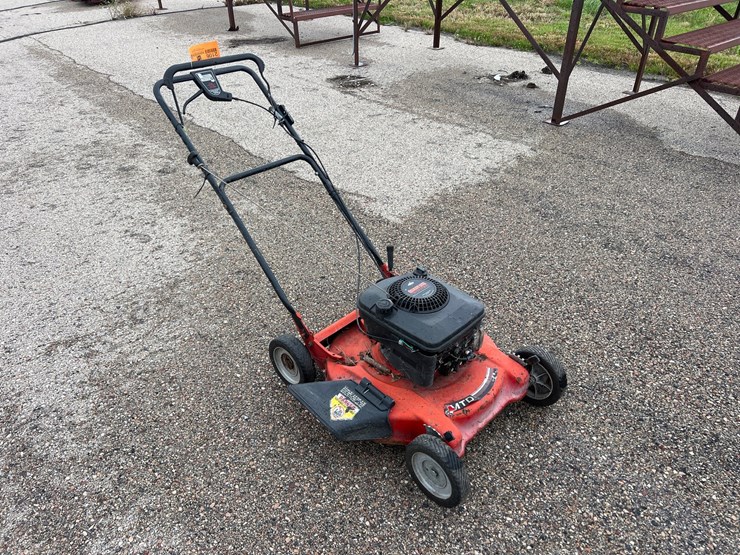 #2106-•-(1)-mtd-walk-behind-lawn-mower-with-briggs-&-stratton-quantum-power-engine-image-1
