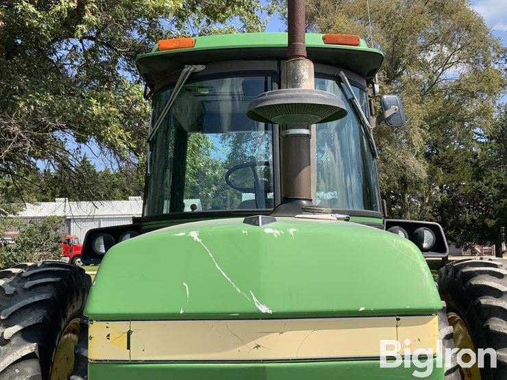 1982-john-deere-4240-2wd-tractor-image-12