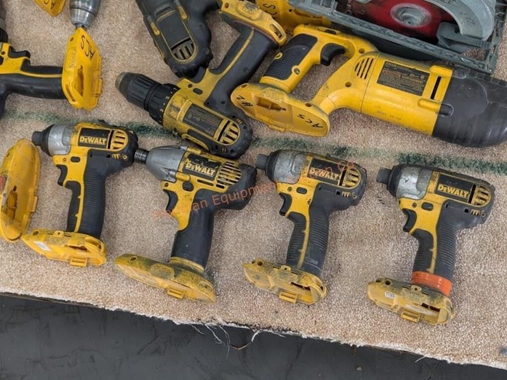 pallet--assorted-dewalt-18v-tools-image-9