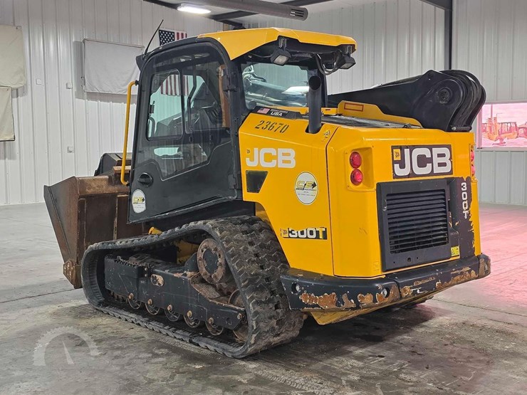 2020-jcb-300t-image-4
