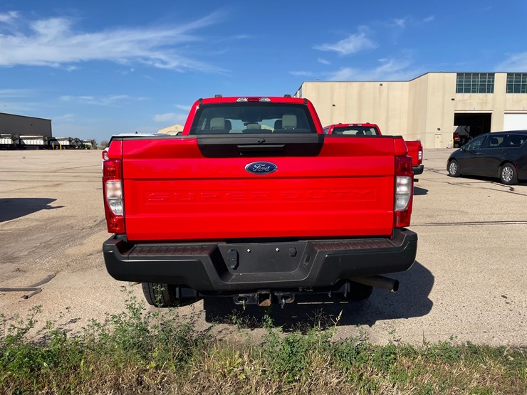 #1524-•-2021-ford-f-250-xl-pickup-truck-(has-wi-title)-image-34