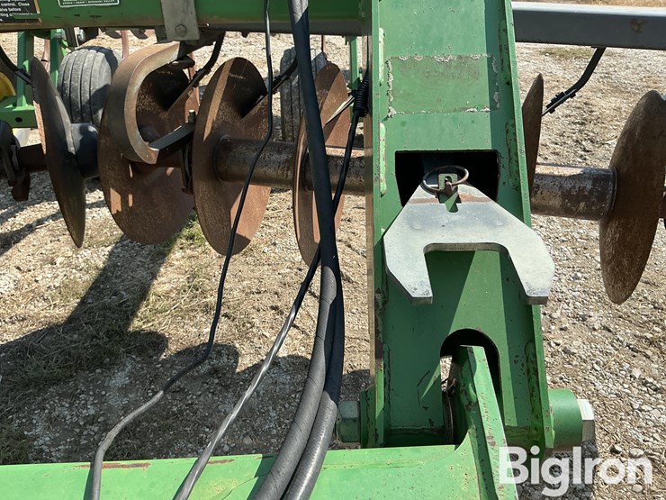 john-deere-512-disk-ripper-image-13