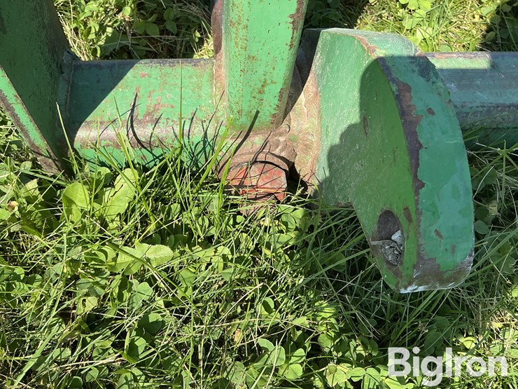 frontier-tractor-loader-bale-fork-image-12