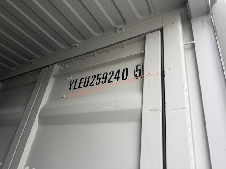 40'-high-cube-4-side-door-container--1-trip-image-12