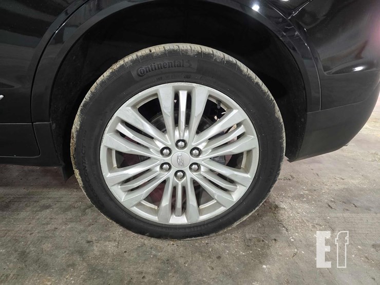 2019-cadillac-xt5-image-16