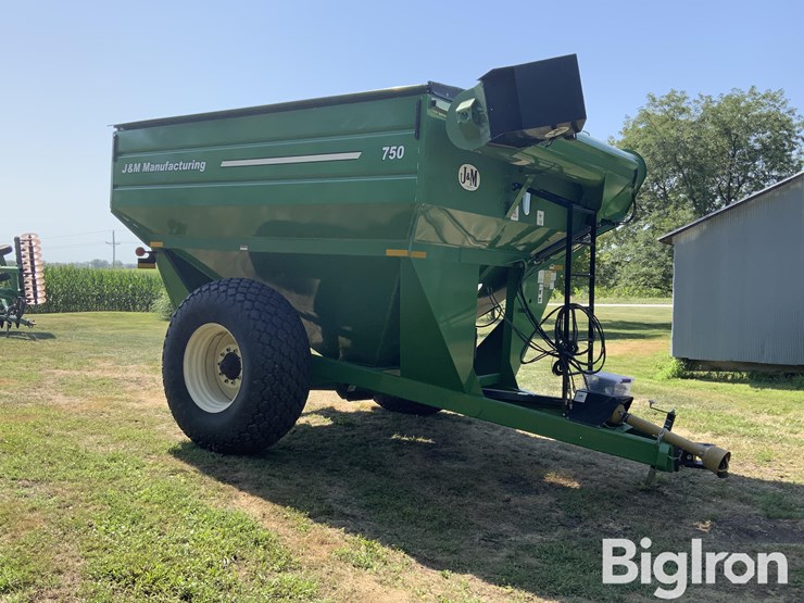 j&m-750-18-grain-cart-image-3