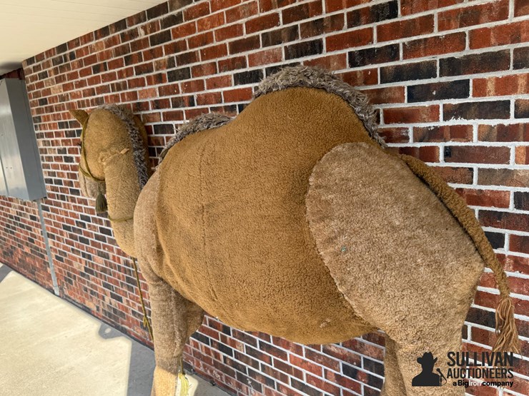 large-2-humped-stuffed-camel-image-13