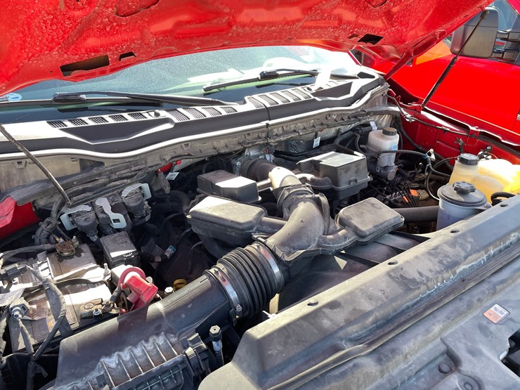 #1523-•-2021-ford-f-250-xl-pickup-truck-(has-wi-title)-image-42
