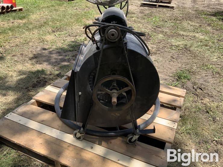 industrial-free-standing-&-squirrel-cage-fans-image-16
