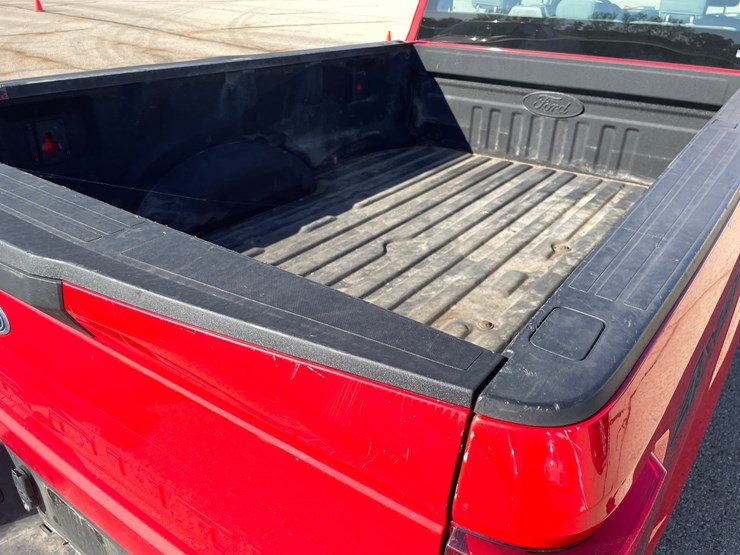 #1523-•-2021-ford-f-250-xl-pickup-truck-(has-wi-title)-image-26