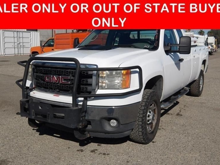 2012-gmc-sierra-2500-image-1