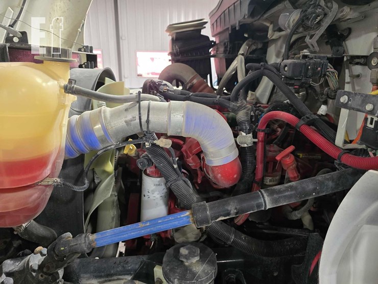 2016-international-durastar-4300-image-20