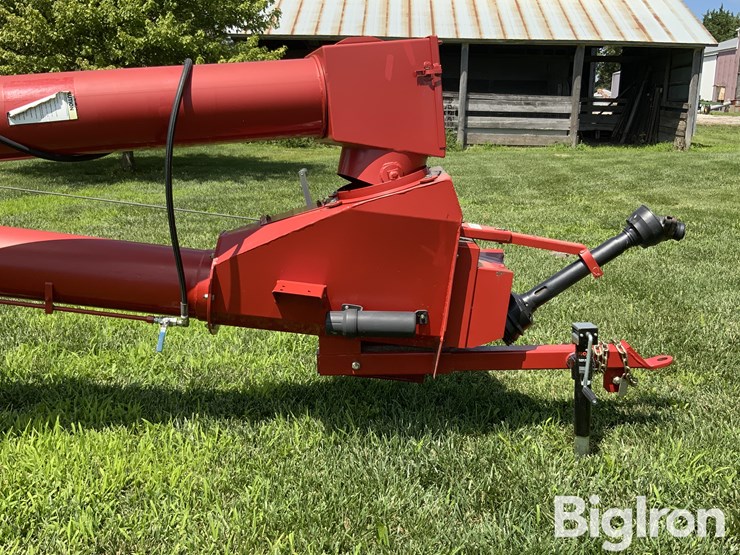 buhler-/-farm-king-1070-swing-away-hopper-auger-image-9