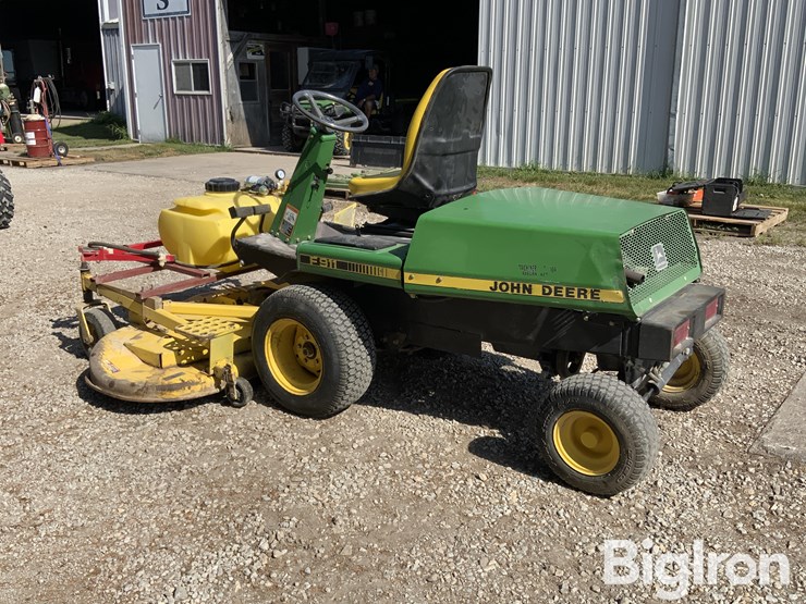 john-deere-f911-front-mount-72"-lawnmower-w/25-gal-sprayer-image-7