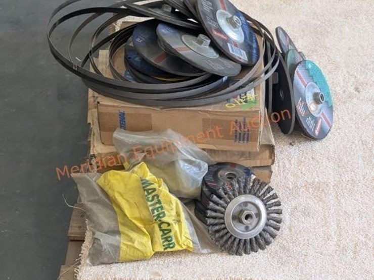 assorted-abrasive-discs-&-blades-image-4