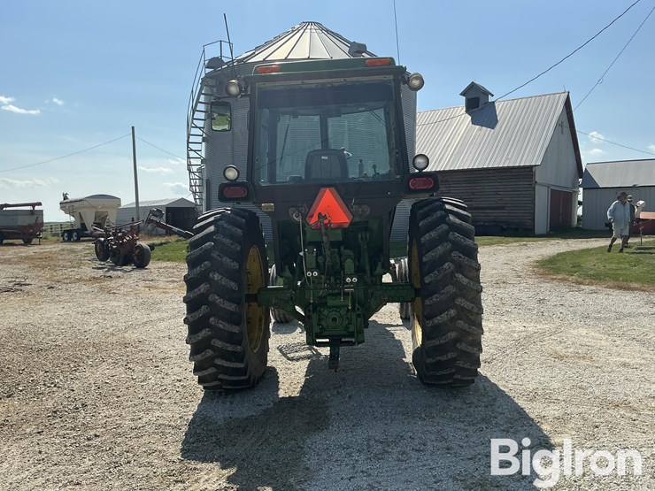 1981-john-deere-4240-2wd-tractor-image-6