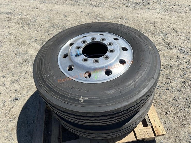 2-11r22.4-truck-tires-w/-aluminum-rims-image-2