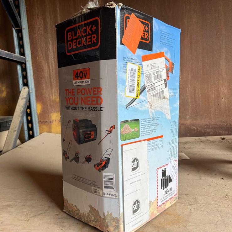 #2022 • Black and Decker Cordless Hard Surface Sweeper/Vacuum