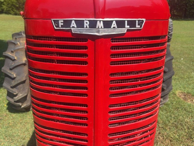 1945-farmall-b-image-11