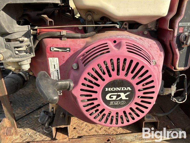 1982-donahue-t/a-drop-deck-sprayer-trailer-image-17