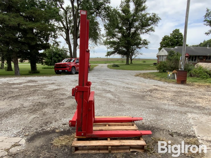 westendorf-3-pt-hydraulic-forklift-attachment-image-4