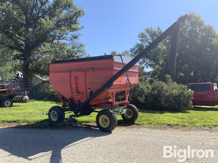 killbros-275-bu-seed-tender/gravity-wagon-w/hydraulic-auger-image-7