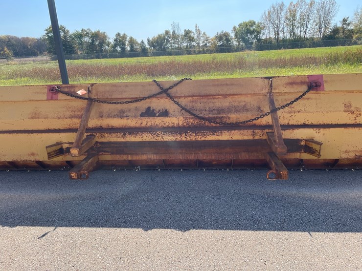 #1533-•-quality-welding-service-loader-bucket-snow-pusher-image-8
