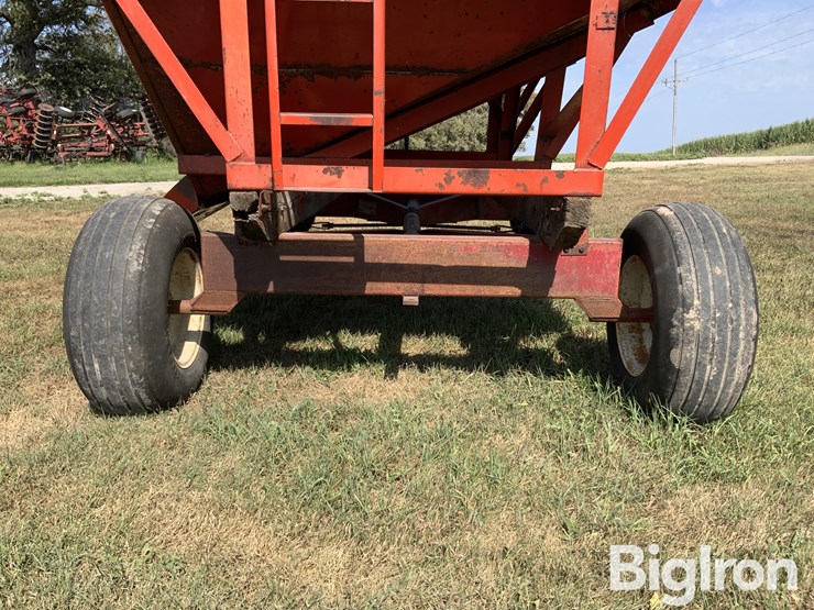 farm-king-m10-gravity-wagon-image-18
