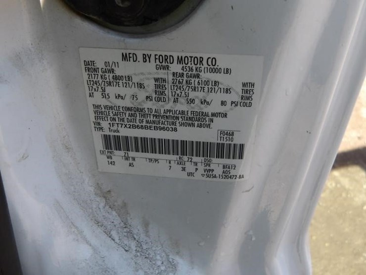 2011-ford-f250-image-25