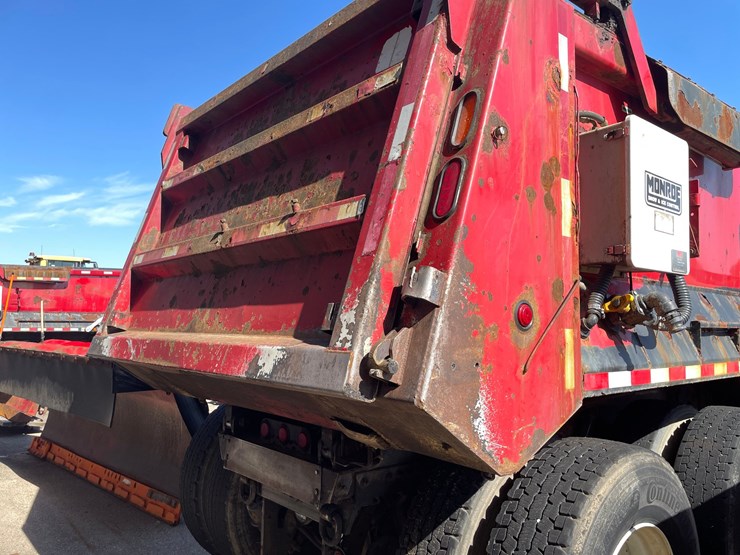 #1503-•-2018-international-7600-quad-axle-dump-truck-(has-wi-title)-with-accessories-image-21