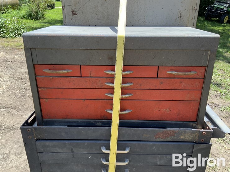 portable-tool-chests-image-14
