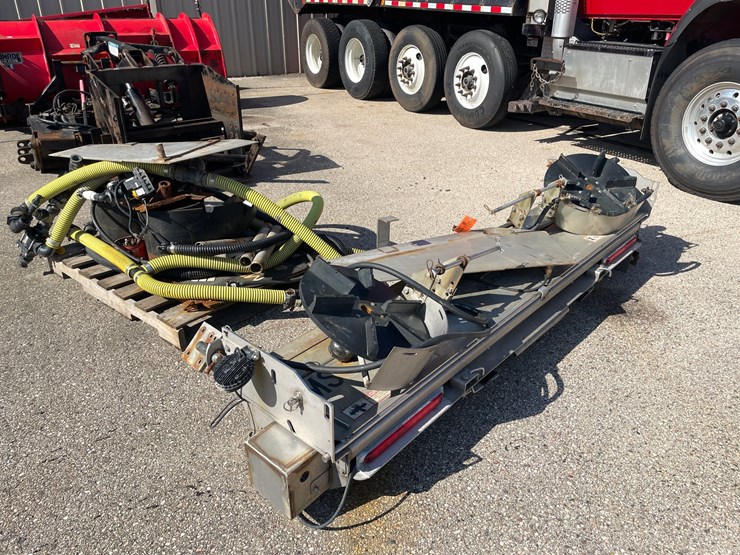 #1502-•-2018-international-7600-quad-axle-dump-truck-(has-wi-title)-with-accessories-image-52