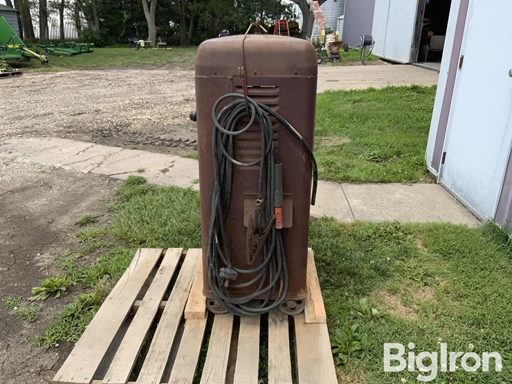 lincoln-fleet-arc-jr.-180-amp-welder-image-8