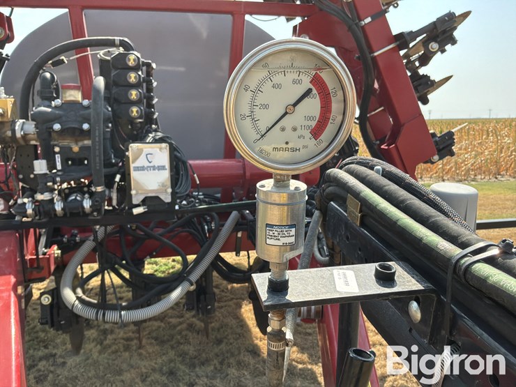 2023-case-ih-nutri-placer-2800-liquid-applicator-image-11