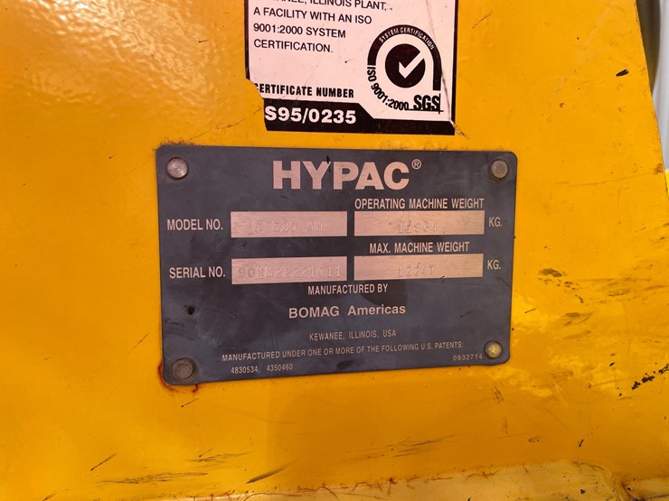 #1508-•-2010-hypac-c530-ah-pneumatic-roller-image-19