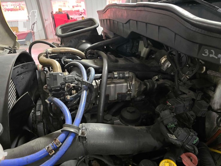 2010-international-durastar-4300-image-22