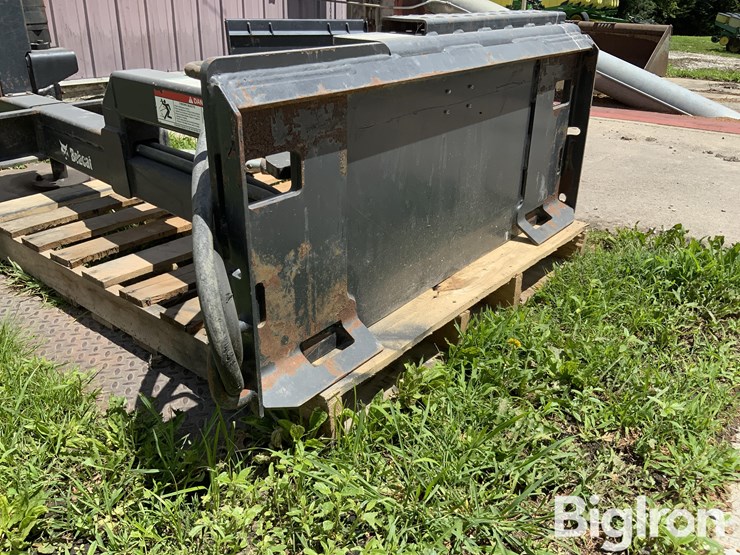 2006-bobcat-skid-steer-brush-saw-image-11
