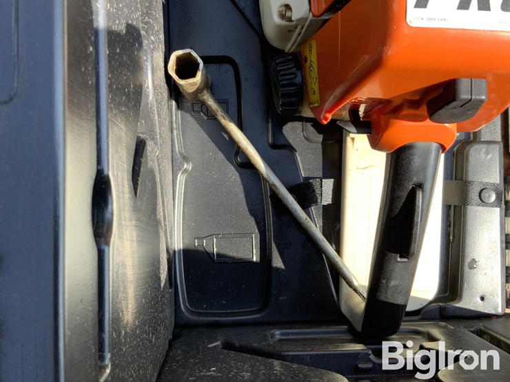 stihl-026-pro-20"-chainsaw-image-12