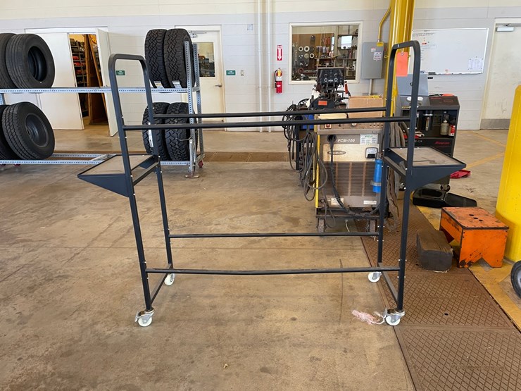 #1543-•-rolling-tire-rack-image-3