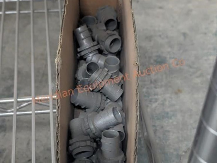 wire-rolling-rack-w/-assorted-electrical-parts-image-23