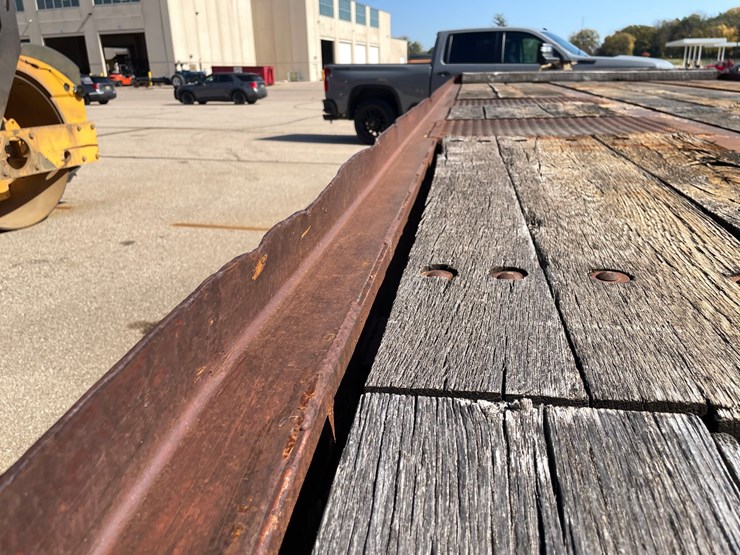 #1510-•-1992-24'-wisconsin-16-ton-tilt-bed-trailer-(has-wi-title)-image-27