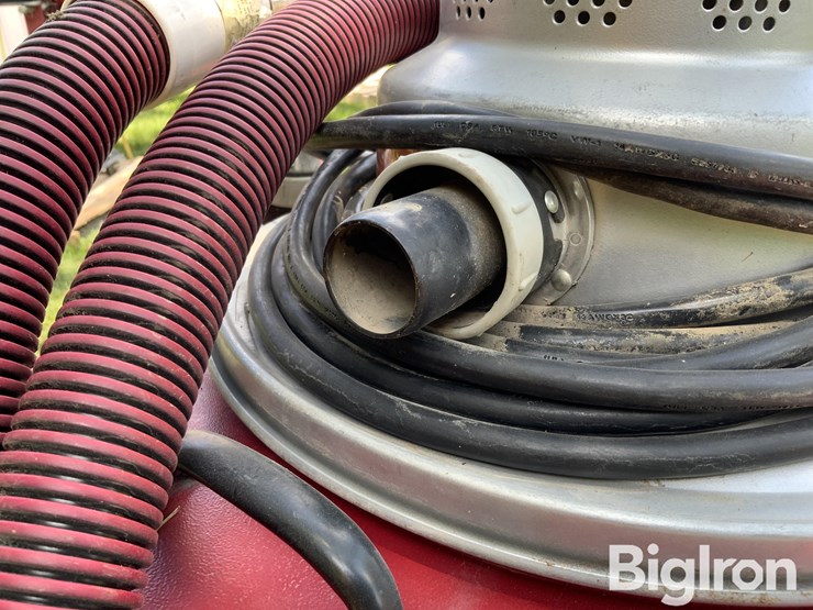 milwaukee-wet/dry-vacuum-image-19