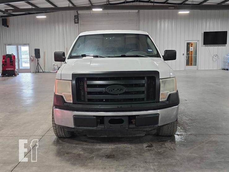 2010-ford-f150-xl-image-7