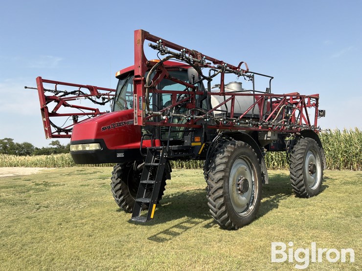 2007-case-ih-patriot-spx3320-self-propelled-sprayer-image-1