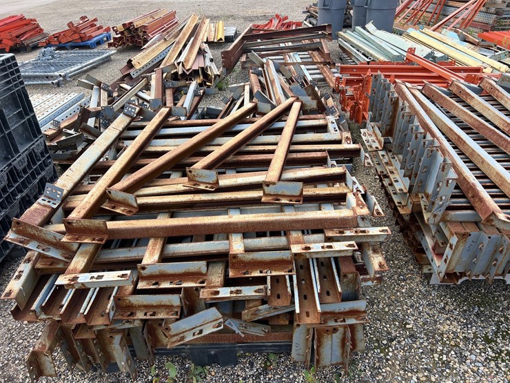 #2103-•-steel-pallet-racking-upright-frames,-cross-beams,-and-more-image-24