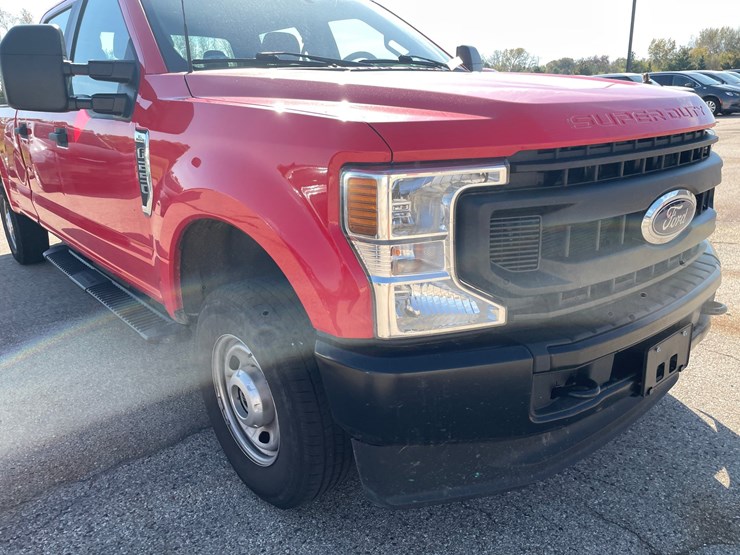 #1523-•-2021-ford-f-250-xl-pickup-truck-(has-wi-title)-image-15