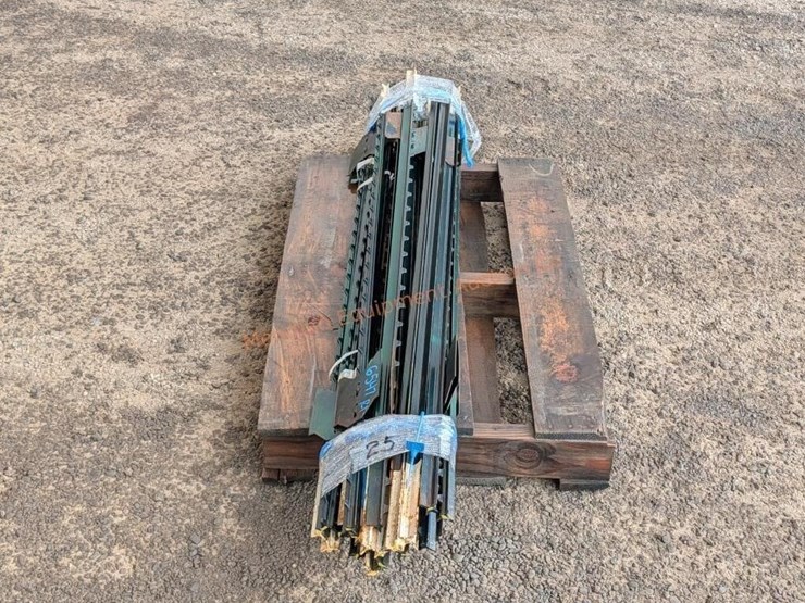 ~25--5'-steel-t-posts-image-2