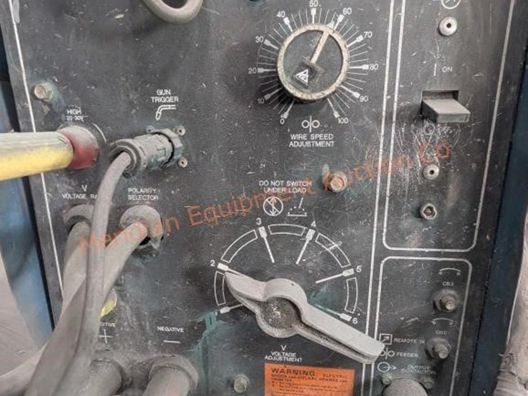 miller-millermatic-200-welder-image-12
